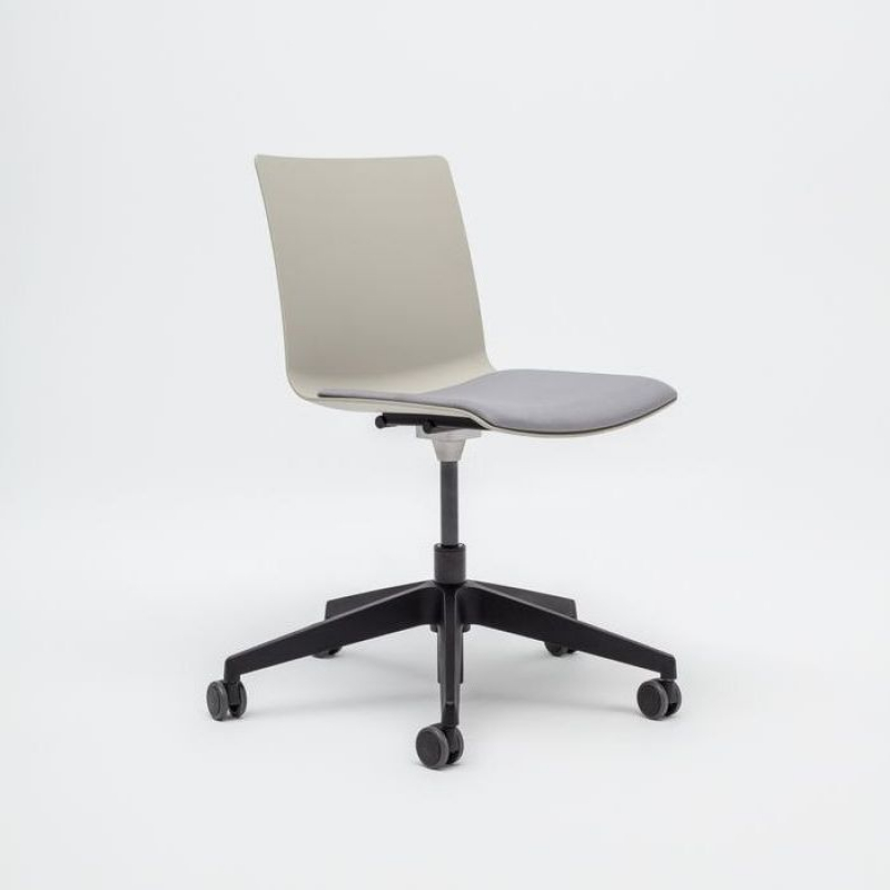 Shila best sale executive chair